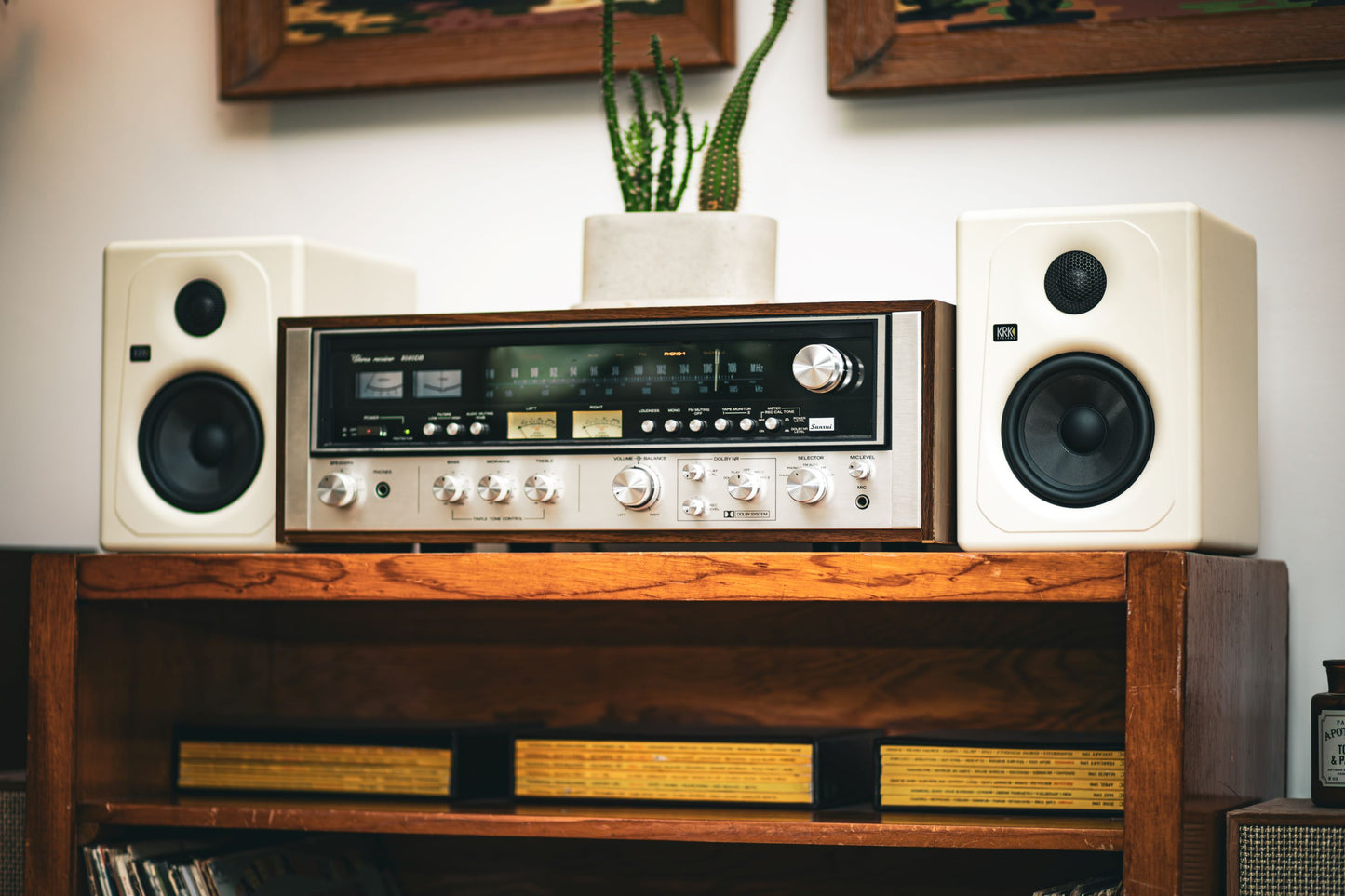 Kreate 5 Latte Powered Studio Monitor, Exclusive